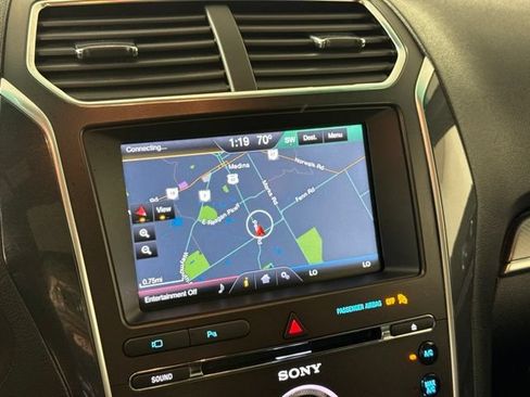 Used 2016 Ford Explorer Sport w/ Equipment Group 401A AWD/4WD image 21