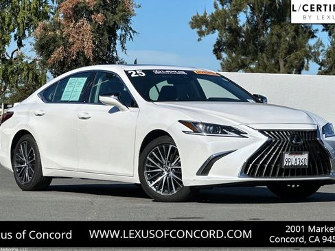Used 2025 Lexus ES 300h w/ Premium Package image 1