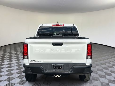Used 2023 Chevrolet Colorado Trail Boss w/ Technology Package image 5