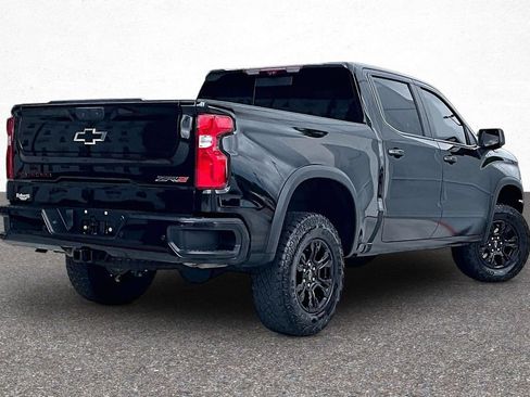 Used 2022 Chevrolet Silverado 1500 ZR2 w/ Technology Package AWD/4WD image 7