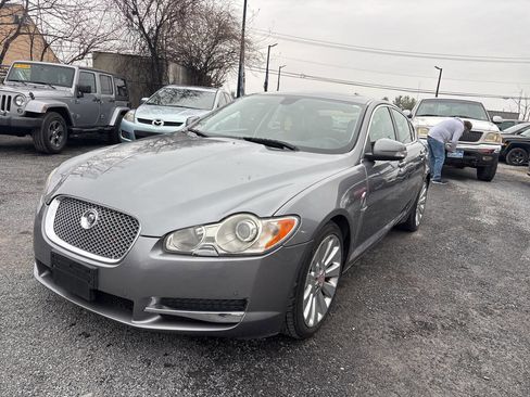 Used 2009 Jaguar XF Premium RWD image 2