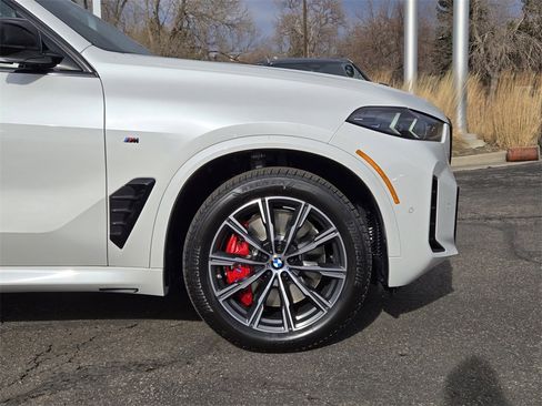 New 2026 BMW X5 M60i image 9