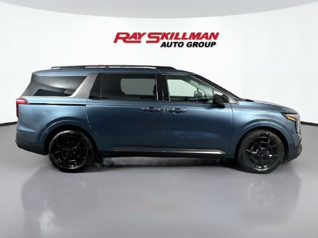 Used 2025 Kia Carnival SX Prestige FWD image 8
