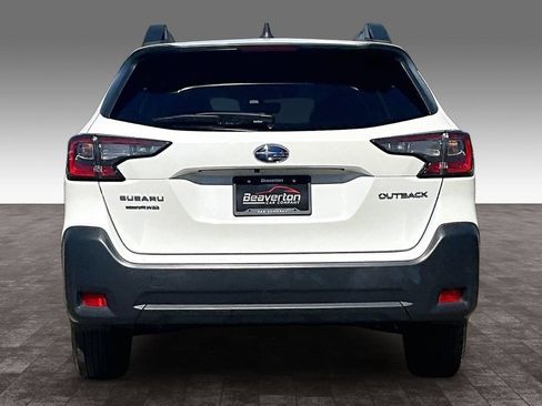 Used 2023 Subaru Outback Premium AWD/4WD image 6