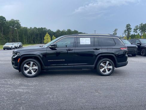 Used 2021 Jeep Grand Cherokee L Limited AWD/4WD image 4