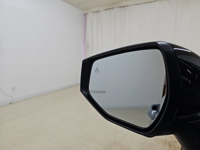 Used 2025 Kia Sportage X-Line AWD/4WD image 11