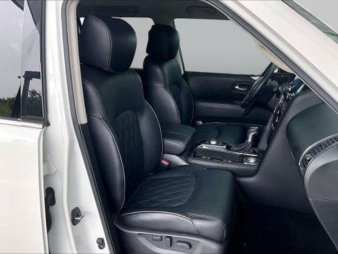 Certified 2023 Nissan Armada Platinum w/ Captain's Chairs Package RWD image 9