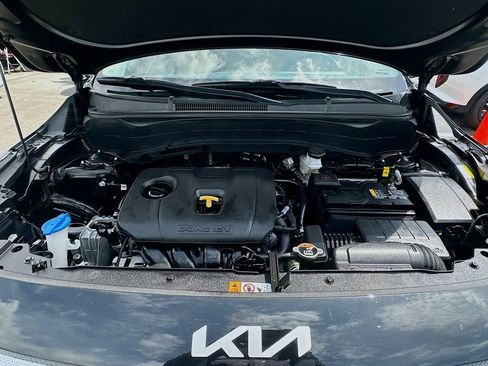 Certified 2024 Kia Seltos EX AWD/4WD image 30