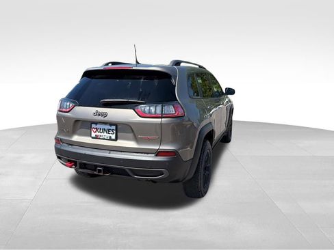 Used 2021 Jeep Cherokee Trailhawk AWD/4WD image 10