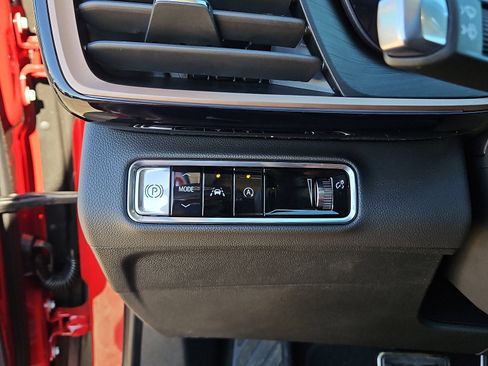 New 2025 Buick Envision Sport Touring image 19