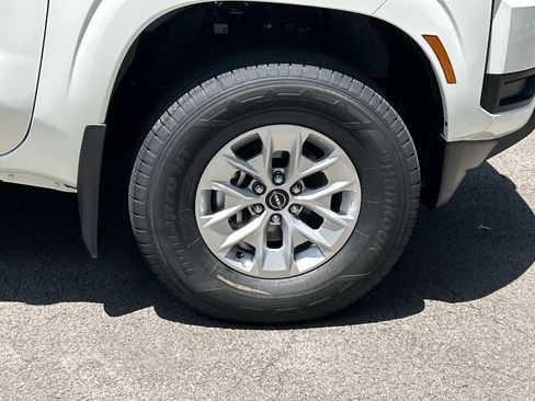 New 2026 Nissan Frontier S AWD/4WD image 9