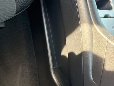 Certified 2022 Ford Explorer XLT image 49