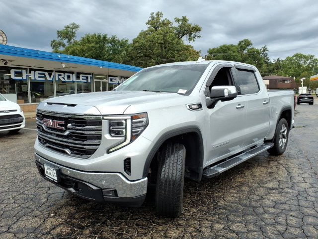 Used 2022 GMC Sierra 1500 SLT w/ SLT Premium Plus Package AWD/4WD image 13