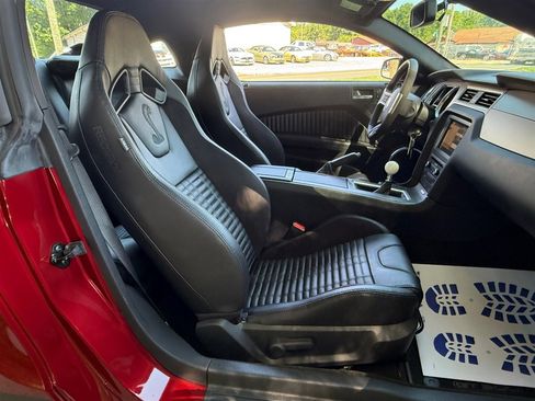 Used 2014 Ford Mustang Shelby GT500 w/ Equipment Group 821A RWD image 55