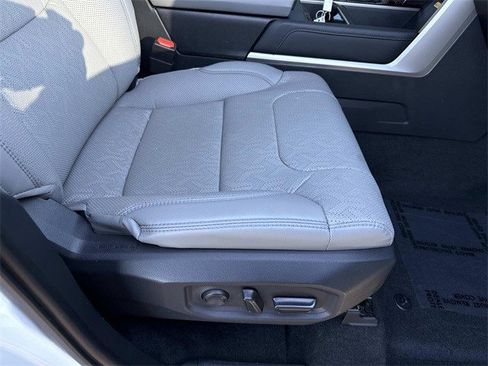 Used 2024 Toyota Tundra Limited image 10