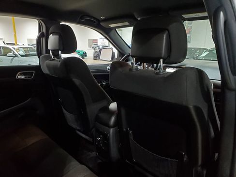 Used 2018 Jeep Grand Cherokee Laredo image 20