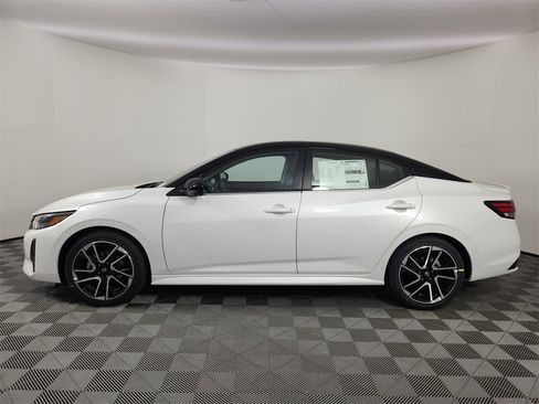 New 2025 Nissan Sentra SR w/ SR Premium Package image 2
