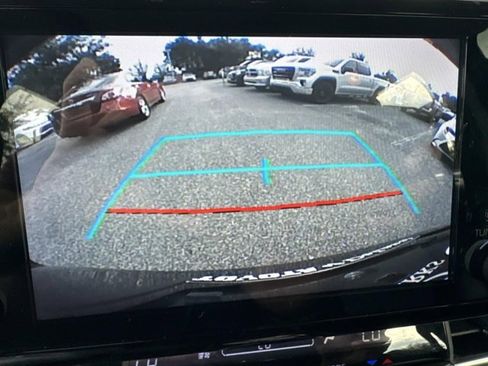 Certified 2023 Toyota Sienna LE w/ LE Plus Package image 27