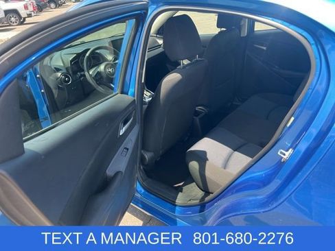 Used 2019 Toyota Yaris LE FWD image 27