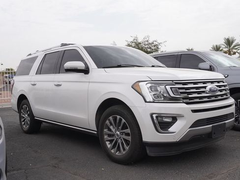 Used 2018 Ford Expedition Max Limited w/ Equipment Group 301A RWD image 3