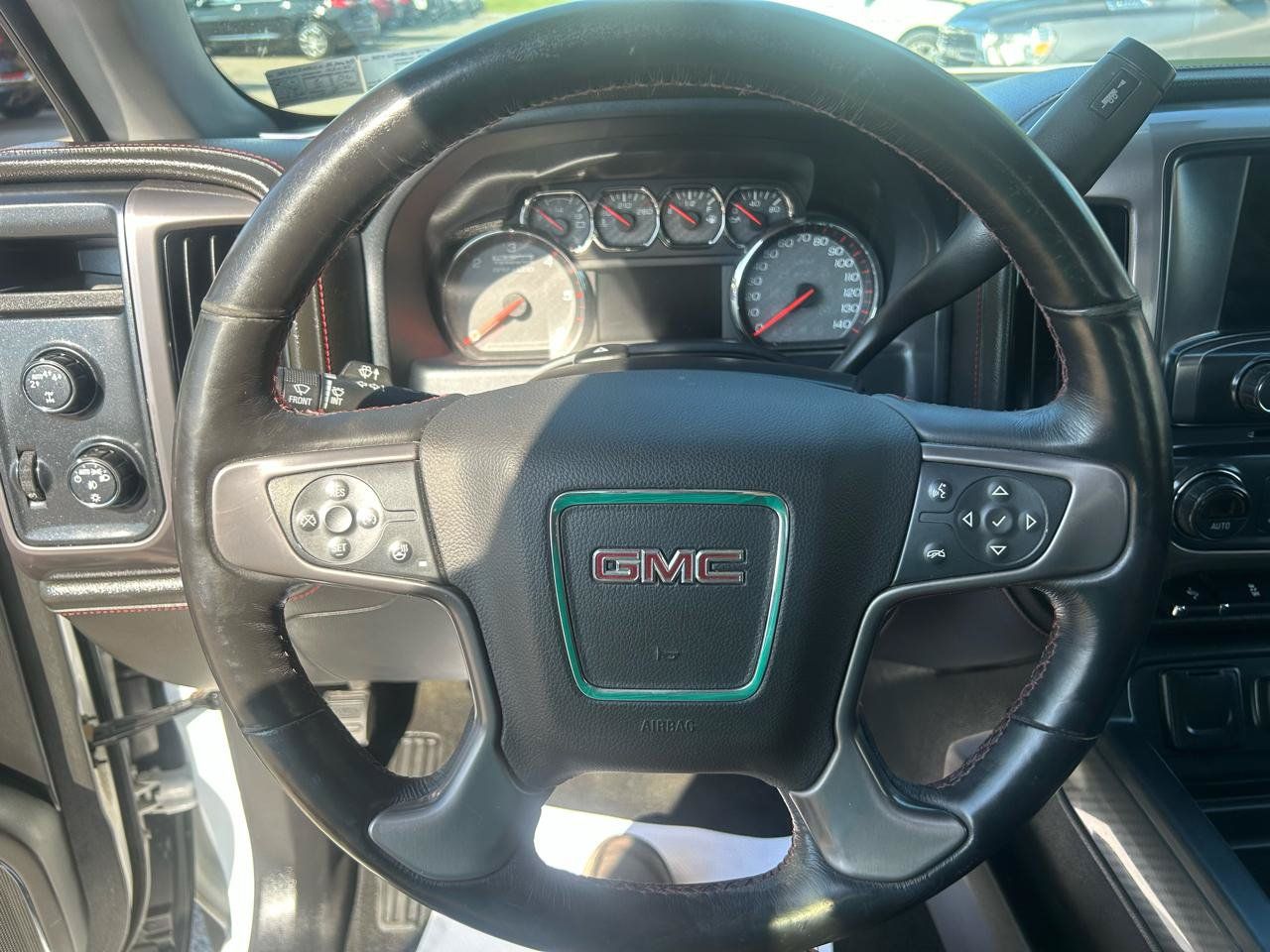 Used 2018 GMC Sierra 1500 SLT AWD/4WD image 26
