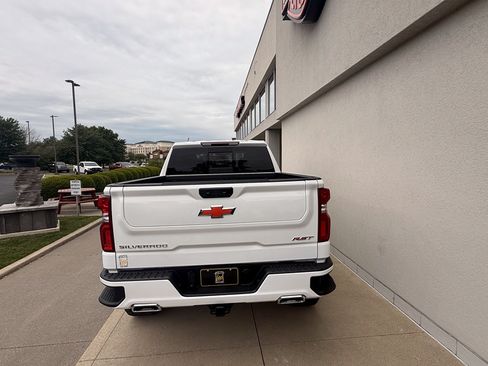 New 2026 Chevrolet Silverado 1500 RST AWD/4WD image 4