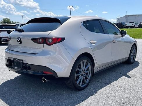 Used 2023 MAZDA MAZDA3 s FWD image 5