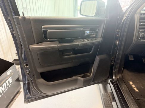 Used 2015 RAM 1500 Sport w/ Convenience Group AWD/4WD image 9