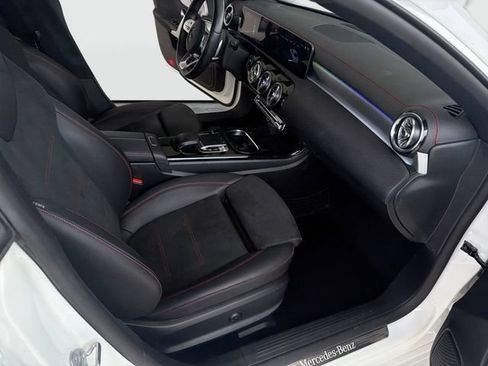 Used 2020 Mercedes-Benz CLA 250 image 35
