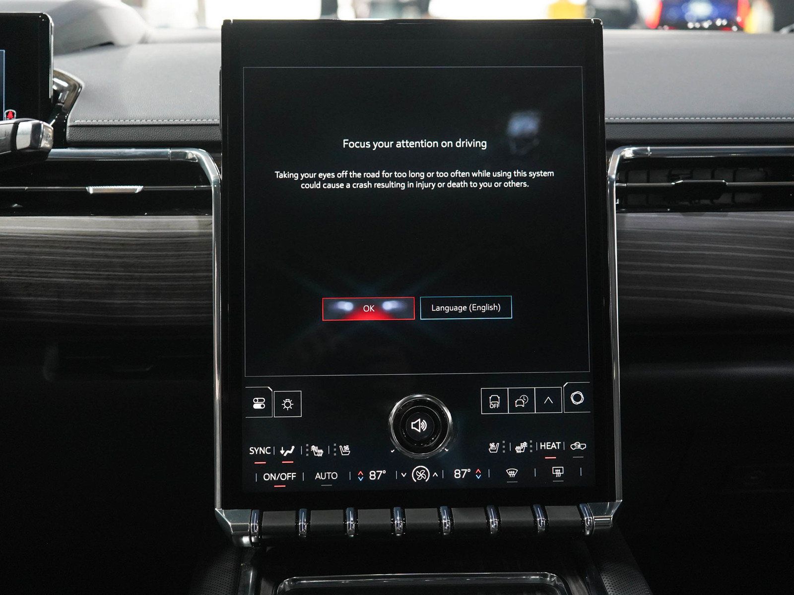 Used 2026 GMC Sierra EV Denali AWD/4WD image 18