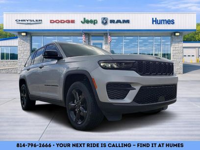Used 2023 Jeep Grand Cherokee Altitude