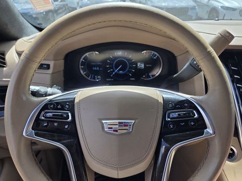 Used 2019 Cadillac Escalade Platinum RWD image 25