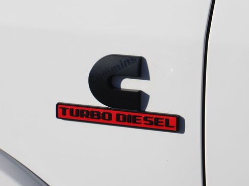 Used 2022 RAM 2500 Laramie w/ Night Edition image 49