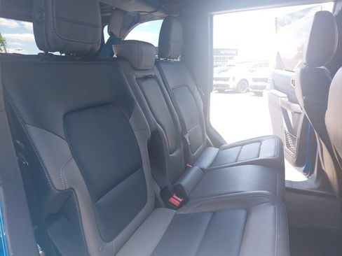 Used 2024 Ford Bronco Outer Banks AWD/4WD image 11