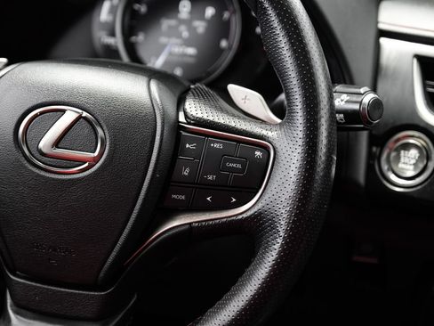 Used 2019 Lexus UX 200 F Sport w/ F Sport Premium Package FWD image 17