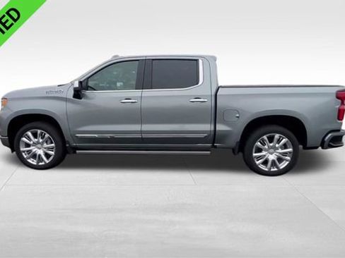 Certified 2025 Chevrolet Silverado 1500 High Country w/ High Country Premium Package AWD/4WD image 6