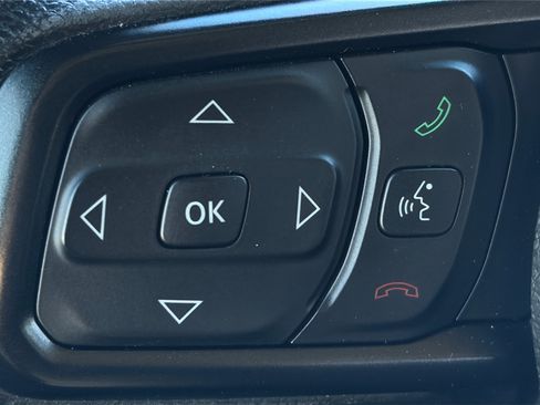 Used 2020 Jeep Wrangler Unlimited Sport image 33