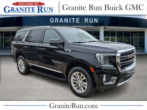 Used 2021 GMC Yukon SLT w/ SLT Premium Package image 1