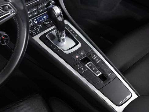 Used 2019 Porsche 911 Turbo image 36