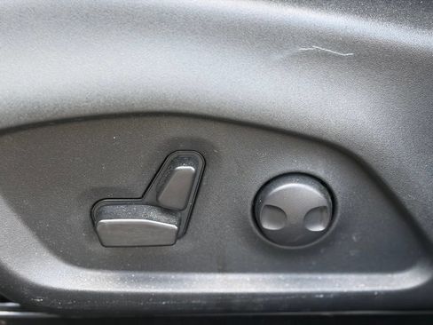 Used 2024 Jeep Compass Latitude AWD/4WD image 21
