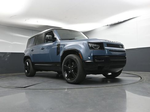 New 2026 Land Rover Defender 110 X-Dynamic SE AWD/4WD image 27