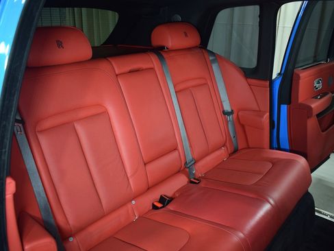 Certified 2022 Rolls-Royce Cullinan w/ Dynamic Package image 19