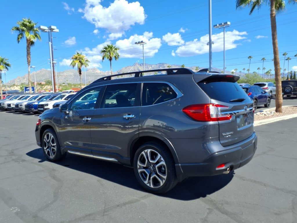 Used 2023 Subaru Ascent Touring AWD/4WD image 13
