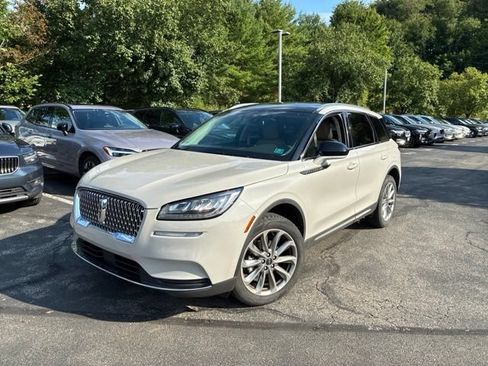 Used 2022 Lincoln Corsair AWD w/ Premium Package image 1