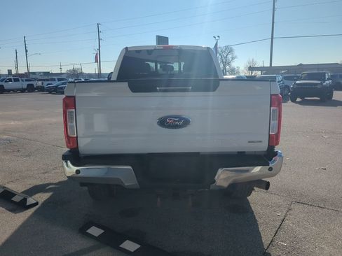 Used 2017 Ford F250 Lariat image 6