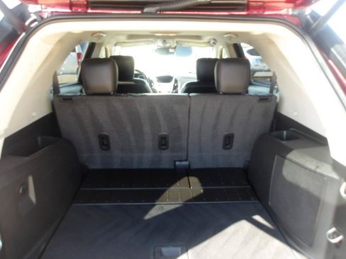 Used 2017 Chevrolet Equinox Premier w/ Enhanced Convenience Package FWD image 13
