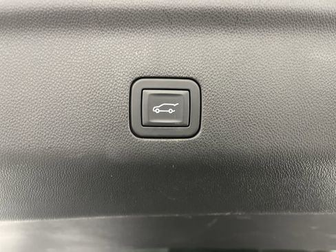 Certified 2025 Chevrolet Suburban RST w/ RST Capability Package image 36