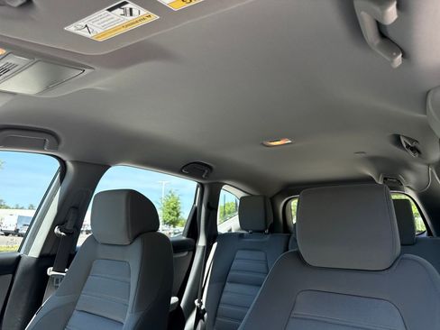 Used 2018 Honda CR-V LX image 29