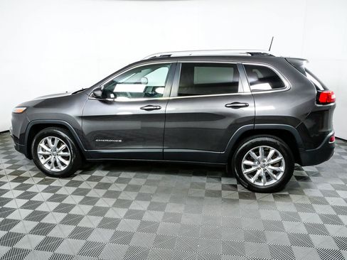 Used 2016 Jeep Cherokee Limited AWD/4WD image 29