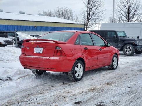 Used 2007 Ford Focus image 3